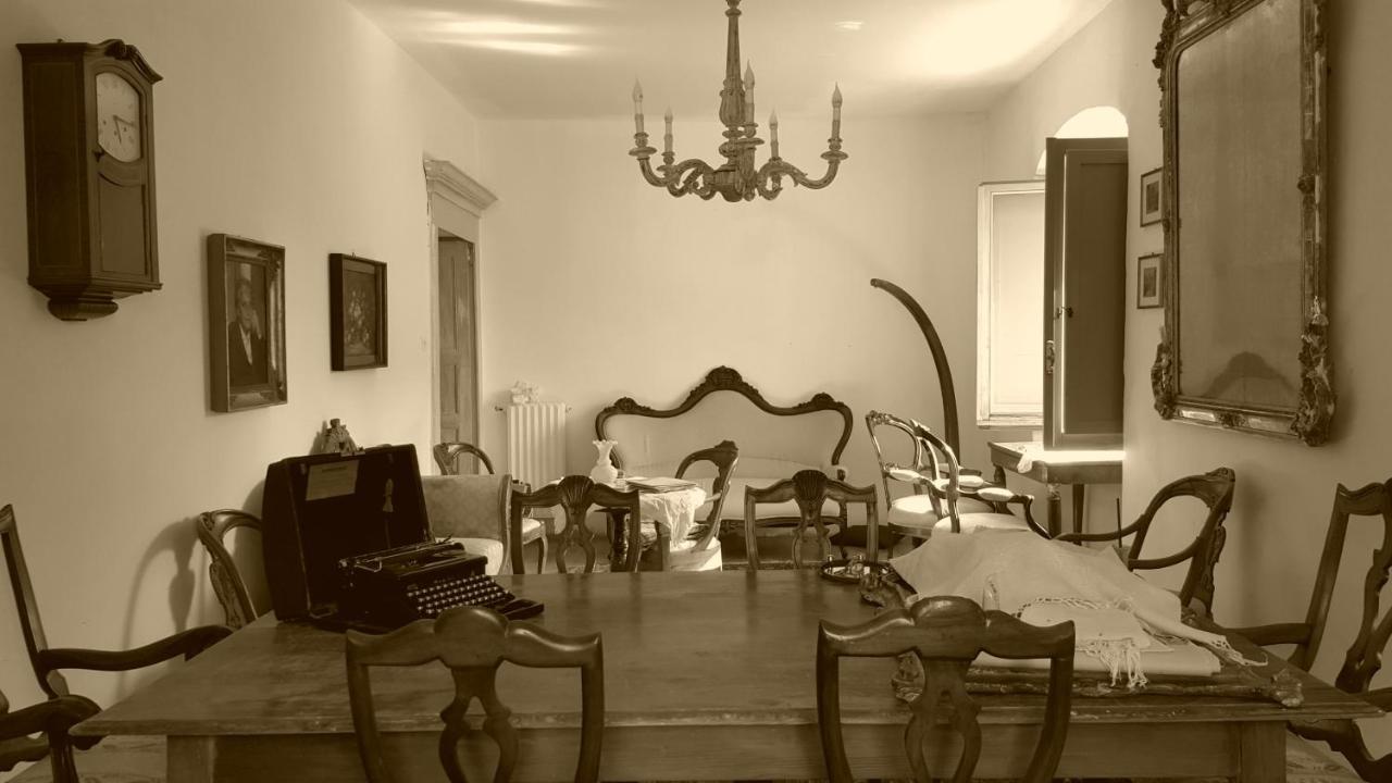 Villa Julia Bosa Buitenkant foto